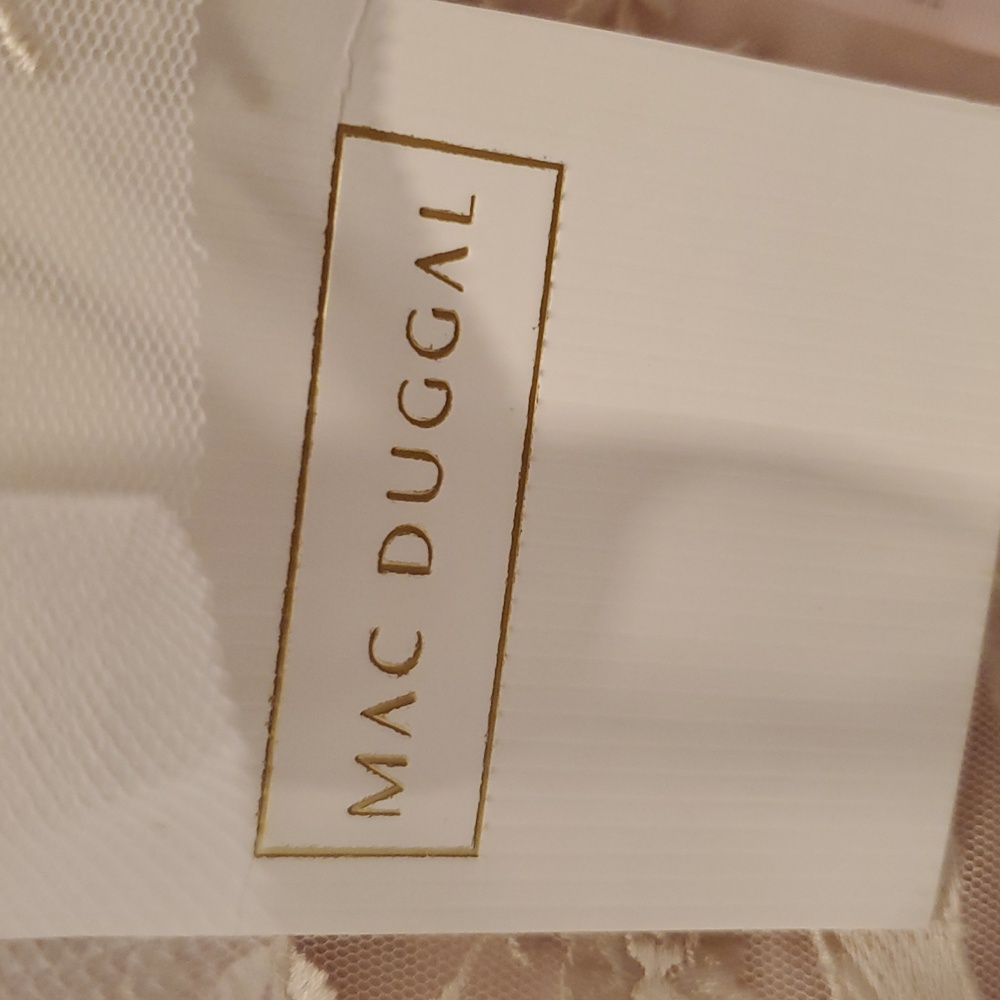 NWT MacDuggal women’s embroidered floral Lace Dress Size 16 - Picture 9 of 10